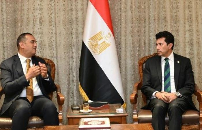 إطلاق دوري مدارس مصر.. اجتماع ثلاثي بين وزير الشباب والرياضة والتربية والتعليم وشركة ستادات