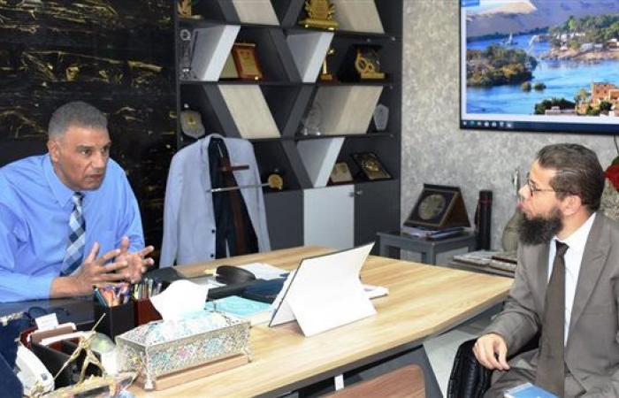 محافظ أسوان يوجه بتكثيف الحملات التموينية على الأسواق