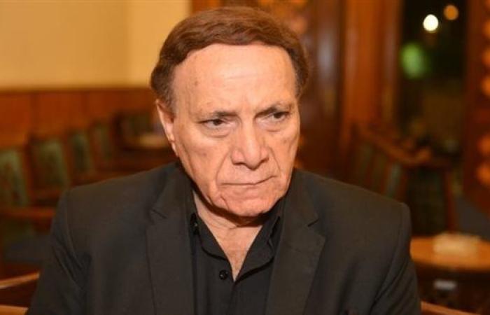 التفاصيل الكاملة عن جنازة وعزاء الفنان فكري عبدالحميد شبيه عادل إمام