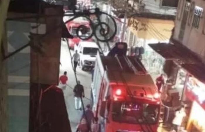 إصابة 4 أشخاص إثر انهيار بلكونة بشارع مولد النبى بالزقازيق