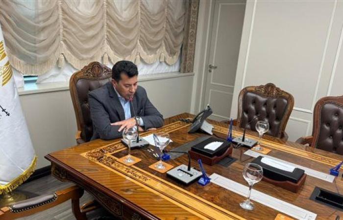 وزير الرياضة يفتتح فعاليات "سفينة النيل للشباب العربي" عبر الفيديو كونفرانس