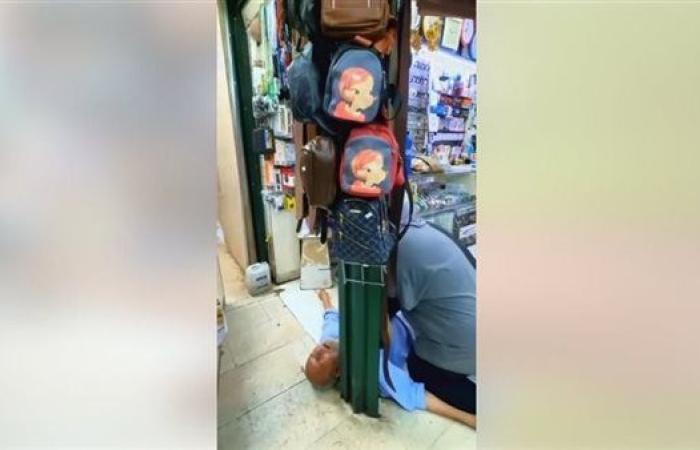 مشهد بطولي.. ممرضة مصرية تنقذ حياة مسن في أحد مولات الكويت