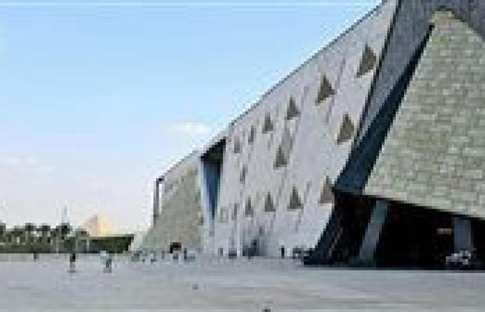 الجامعة الأمريكية بالقاهرة ترحّب بطلابها وأعضاء هيئة التدريس الجدد