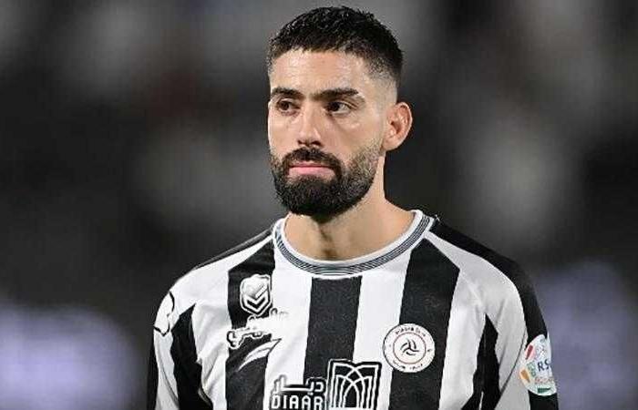 كاراسكو يرفض 5 عروض لمغادرة الشباب السعودي