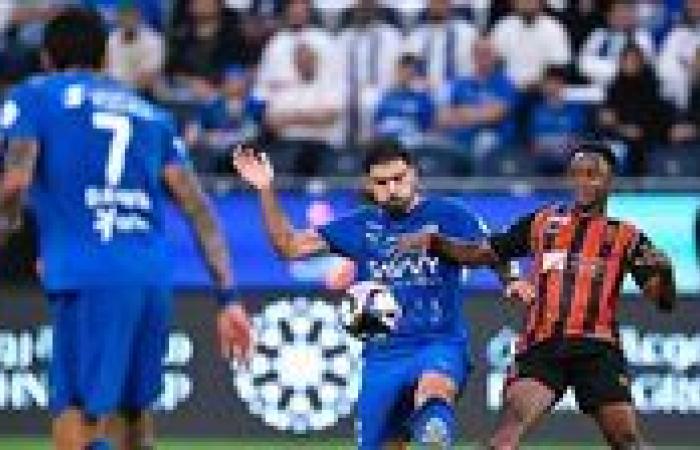 الهلال السعودي يهاجم لجنة الحكام بعد رفض الاستعانة بحكام أجانب في افتتاح الدوري