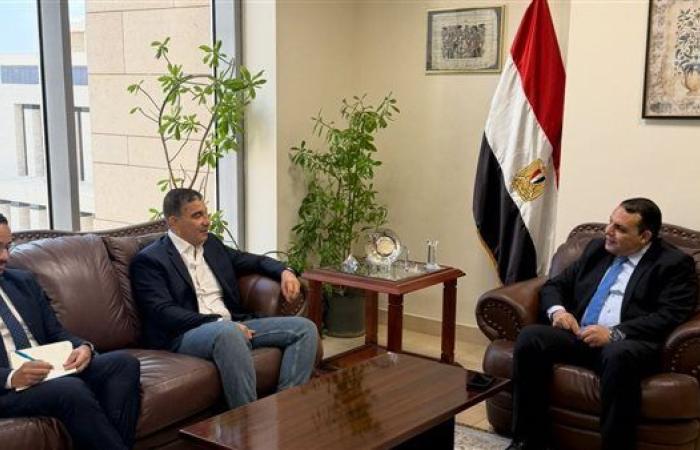 خطة لزيادة الصادرات وجذب الاستثمارات في قطاع الأثاث