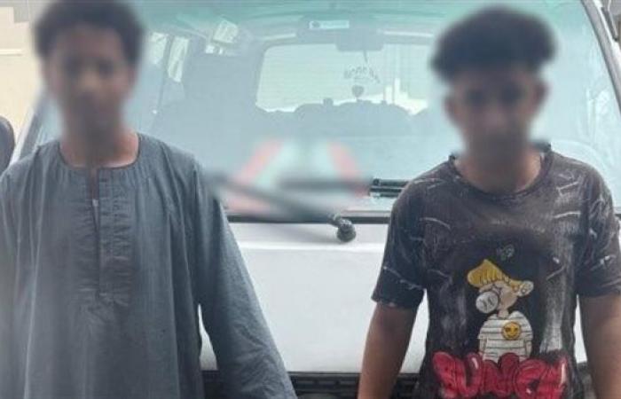 ضبط سائقي ميكروباص اعتديا على سائق بالمقطم بسبب خلاف على أولوية المرور