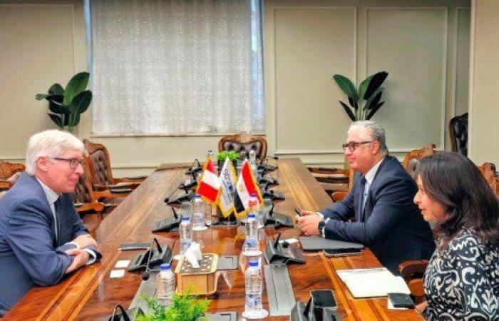 اقتصادية قناة السويس تبحث التعاون مع بيرو لتعزيز التبادل التجاري