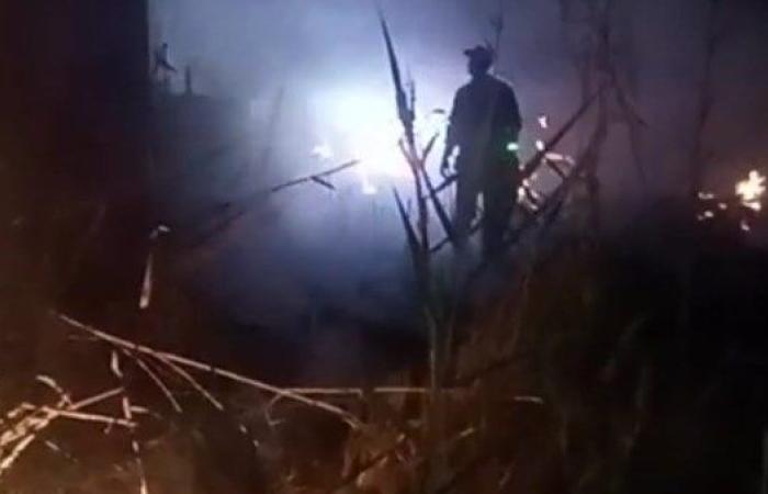 السيطرة على حريق محدود بمبنى الري والوحدة المحلية القديمة في قرية أباظة بالفيوم