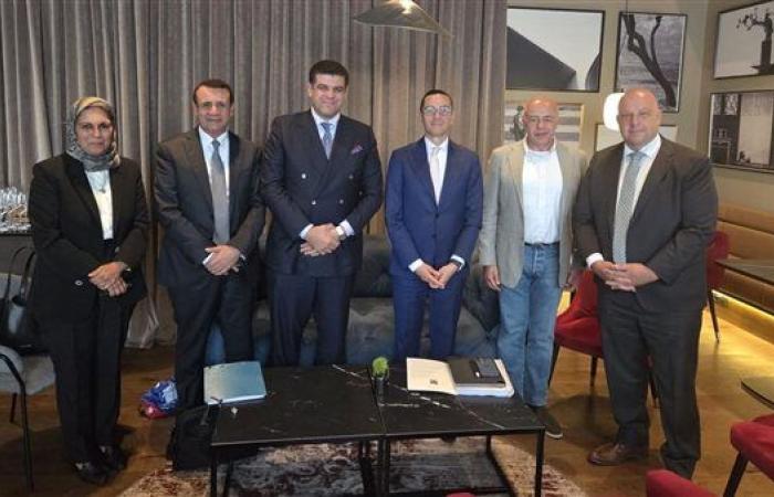 وزير الاستثمار يبحث مع شركة Jan De Nul تعزيز التعاون ...