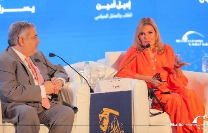 يسرا: مسيرة الأمير طلال تستحق فيلمًا وثائقيًا