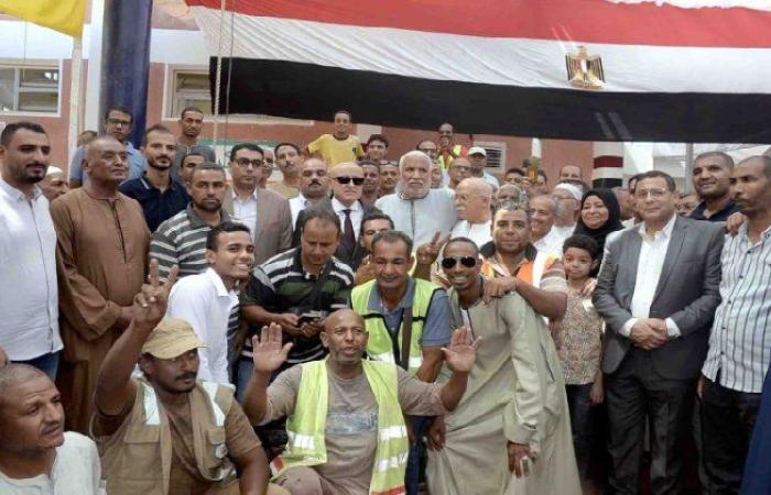 بتكلفة 695 مليون جنيه.. محافظ الأقصر يفتتح مشروعي الصرف الصحي بقريتي النمسا والقرايا بإسنا
