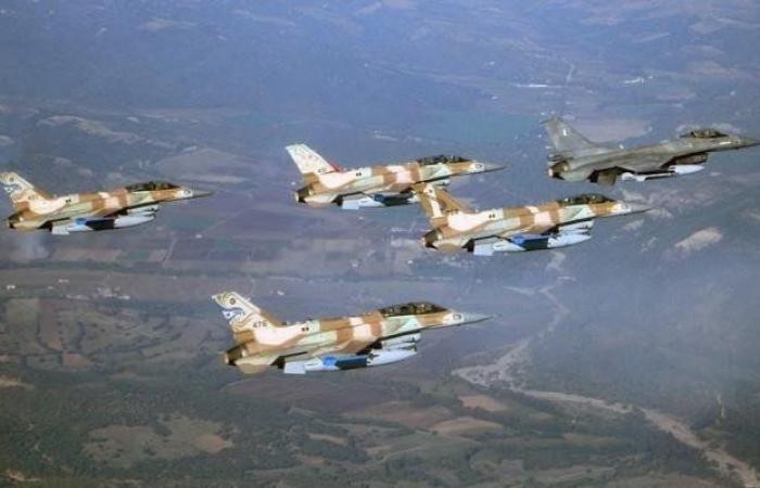 طيران الاحتلال يشن غارات «عنيفة» على حمص واللاذقية في سوريا