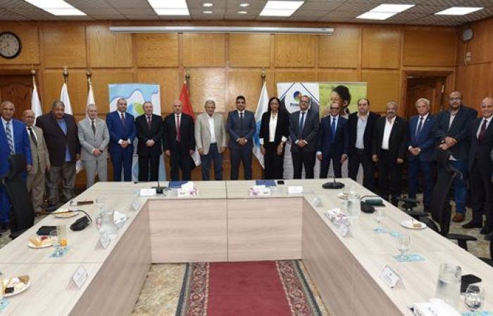 "القابضة لمياه الشرب" توقع بروتوكول تعاون مع "بتروسيف" لتعزيز السلامة وحماية البيئة