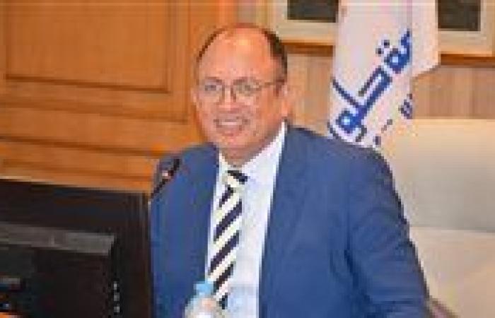 جامعة حلوان تواصل تعريف طلابها بكنوز التراث المصري