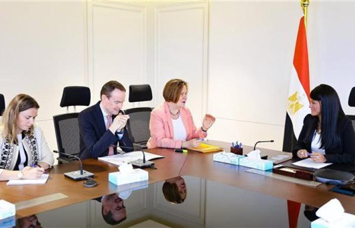 المشاط: تطوير الشراكة المصرية الفرنسية بمجالات التنمية
