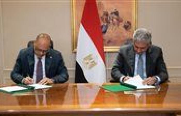 وزارتي «السياحة» و«العمل» تحددان ضوابط الترخيص لوحدات الإقامة الفندقية
