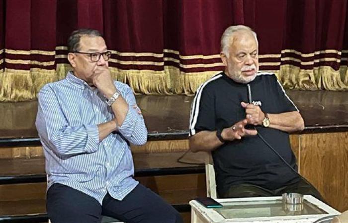 أشرف زكي في لقاء مؤثر مع الفرق المستقلة: كلمة فشل ليست في قاموسنا .. صور
