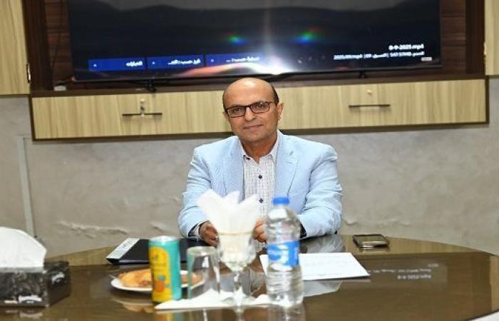 رئيس جامعة أسيوط يقود خطة تطوير نادي الجامعة وخدماته