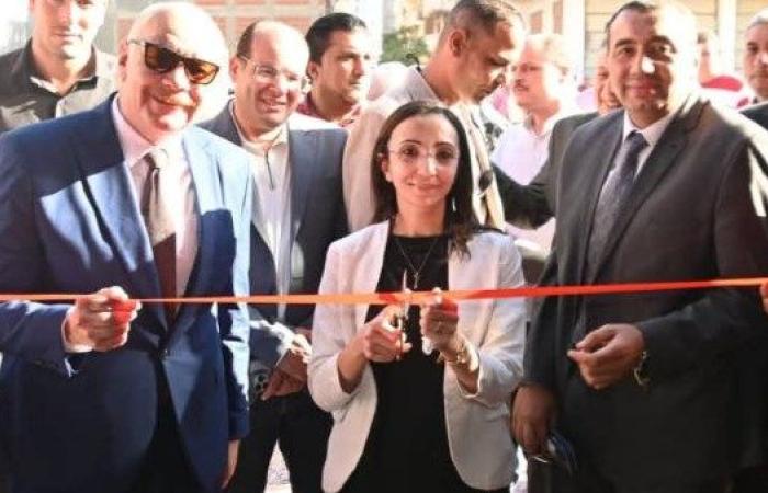 محافظ البحيرة تفتتح  معرض   "أهلاً مدارس" بكفر الدوار بتخفيضات تصل لـ 40٪