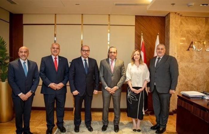 الأولمبية تحتفي بخالد عباس وحنان هيكل تقديرًا لدور شركة العاصمة الإدارية للتنمية العمرانية