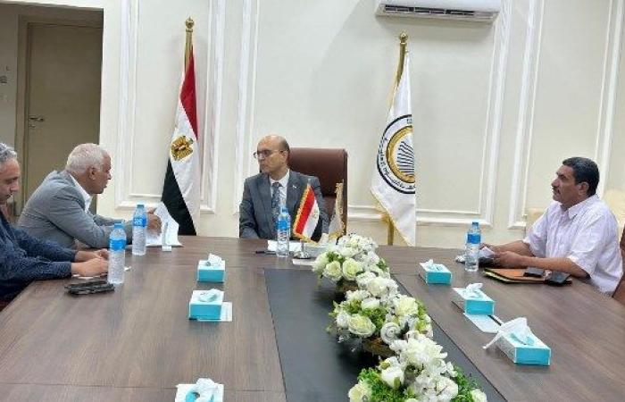 الدكتور المنشاوي يعقد اجتماعًا بجامعة أسيوط الأهلية لمتابعة تسجيل الطلاب الجدد واستعدادات العام الجامعي الجديد