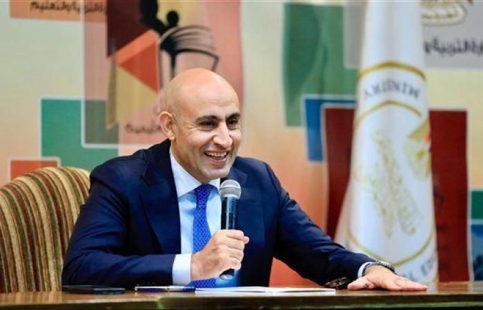 عاجل.. بدء تطبيق تجربة تسجيل الغياب عبر "الواتس آب" بـ10 مدارس بالمنوفية