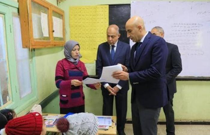 محافظ المنيا يشدد على جاهزية المدارس وتحسين البيئة التعليمية