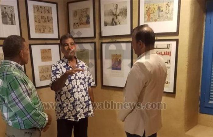 رئيس مدينة يوسف الصديق يزور معرض الفنان محمد عبلة بقرية تونس.. صور