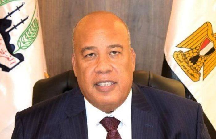 رئيس الغرفة التجارية يكشف أسباب ارتفاع أسعار الحديد في مصر عن السعر العالمي
