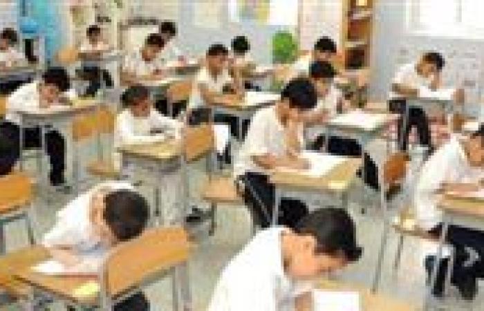 جدل بين أولياء الأمور بسبب إلزامية كتب التجريبات وارتفاع أسعارها
