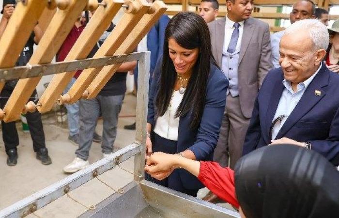تزامنًا مع زيارة وزيرة الخطيط  لقنا.. الوزارة تستعرض الاستثمارات الحكومية لأقاليم الصعيد