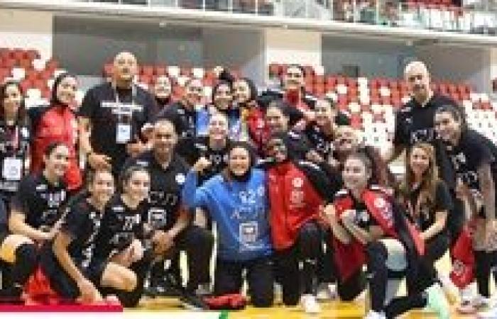 منتخب شابات اليد يتوج ببطولة إفريقيا لأول مرة في تاريخه