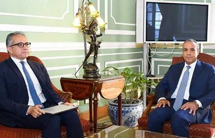 وزير الخارجية يستقبل المرشح المصري لمنصب مدير عام اليونسكو