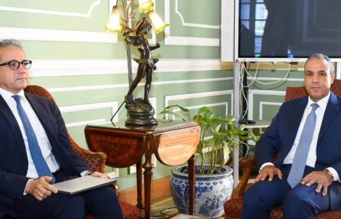 وزير الخارجية يستقبل المرشح المصري لمنصب مدير عام اليونسكو