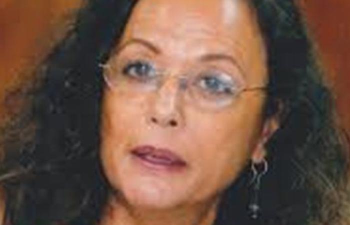 جليلة القاضي تكشف عن غياب تام لأنشطة المركز الثقافي المصري في باريس