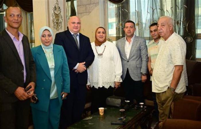 نقيب العاملين بالنيابات والمحاكم يُكرم الطلبة المتفوقين أبناء العاملين بعدل الغربية
