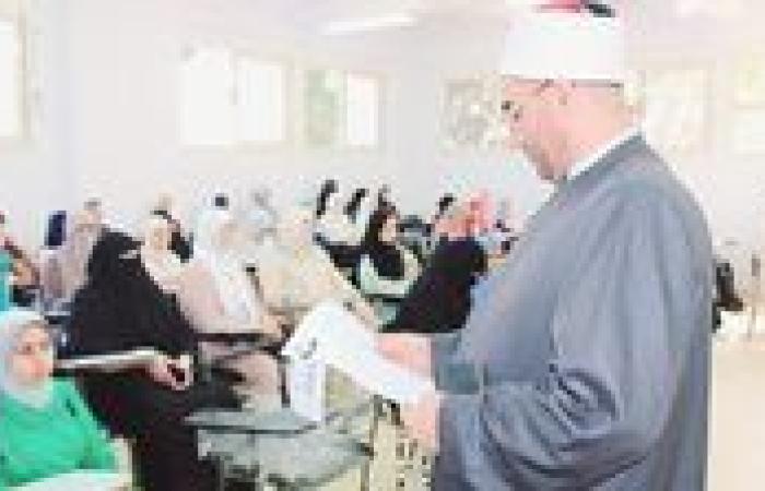 مدير أوقاف الإسكندرية يترأس لجان اختبارات القبول بالمركز الثقافي بمحرم بك