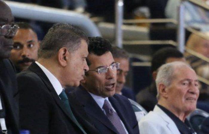 اجتماع تنسيقي هام لوزير الرياضة استعداداً لبطولة العالم للأندية لكرة اليد