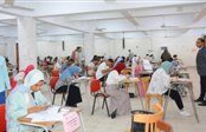 جامعة أسيوط تعقد امتحانات المعادلة لطلاب التعليم الفني للالتحاق بكليات التجارة