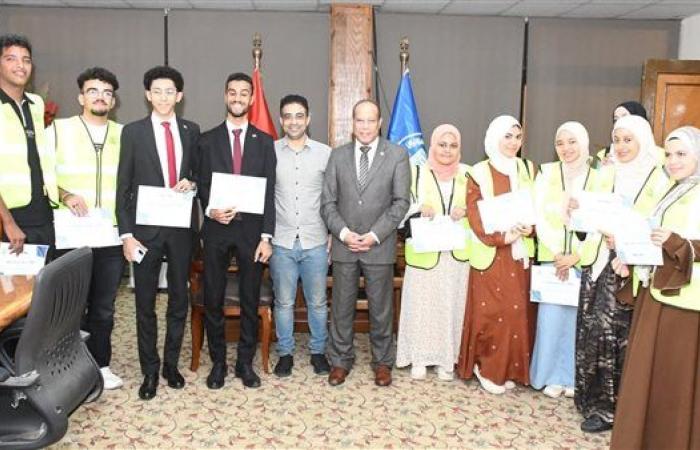 جامعة قناة السويس تُكرم فريق المتطوعين بمركز خدمات الطلاب ذوي الإعاقة