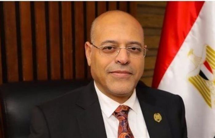 وزير العمل: حملات تفتيشية فى كل المحافظات لتطبيق القانون الجديد