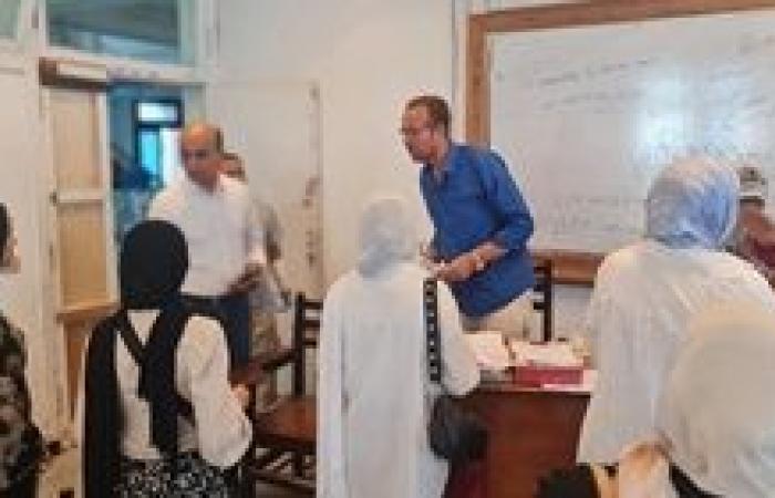 رئيس جامعة دمنهور يواصل متابعة الاستعدادات النهائية  للعام الجامعي الجديد