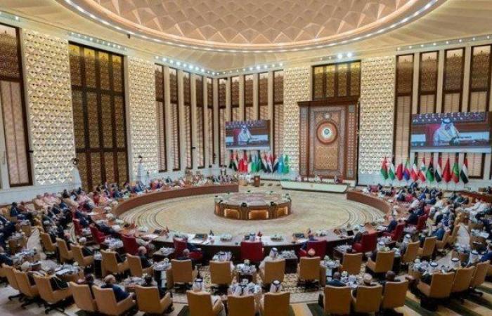 بدء أعمال اجتماع وزراء الخارجية التحضيري للقمة العربية الإسلامية الطارئة في الدوحة