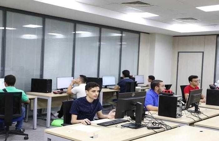 وزارة التعليم: التقدم لأول امتحان بشهادة البكالوريا المصرية إجبارى