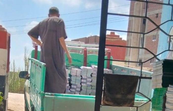 وصول الكتب الدراسية إلى مدارس الغربية استعداداً للعام الدراسي الجديد