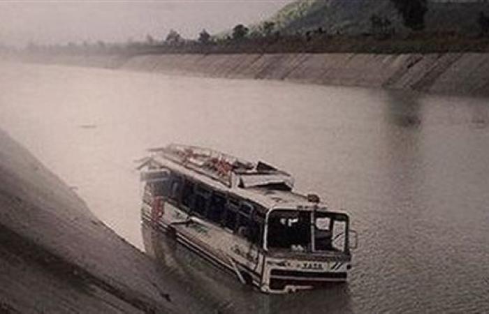 نيجيريا.. مصرع 19 امرأة وطفلًا في حادث سقوط حافلة