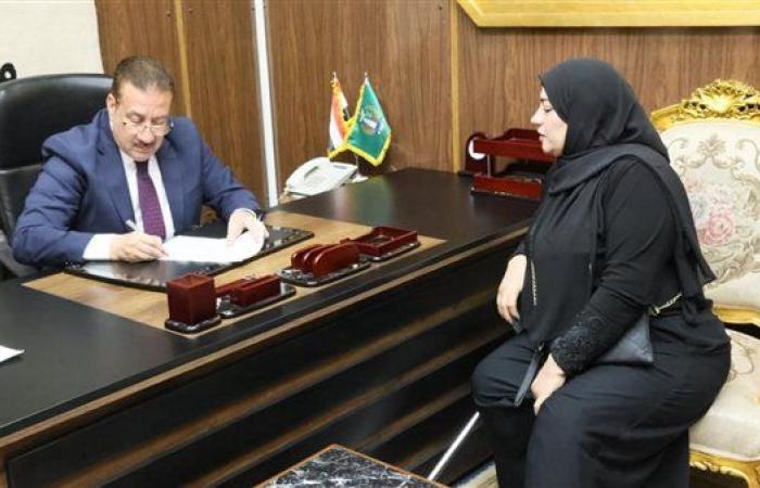 بالصور.. محافظ  المنوفية يقرر صرف مساعدات مالية وعينية لعدد من الحالات الإنسانية
