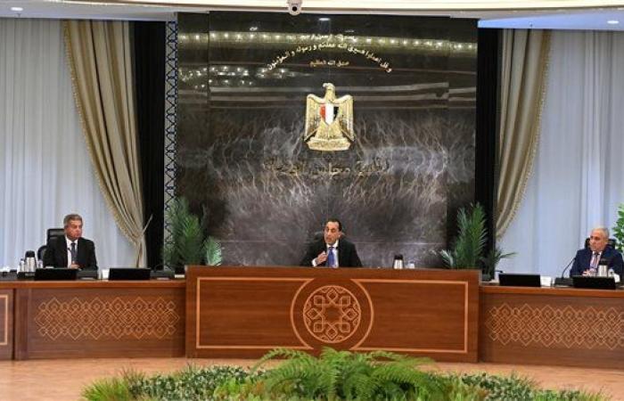 مصطفى مدبولى: نتمنى أن تخرج مصر من عباءة صندوق النقد الدولى