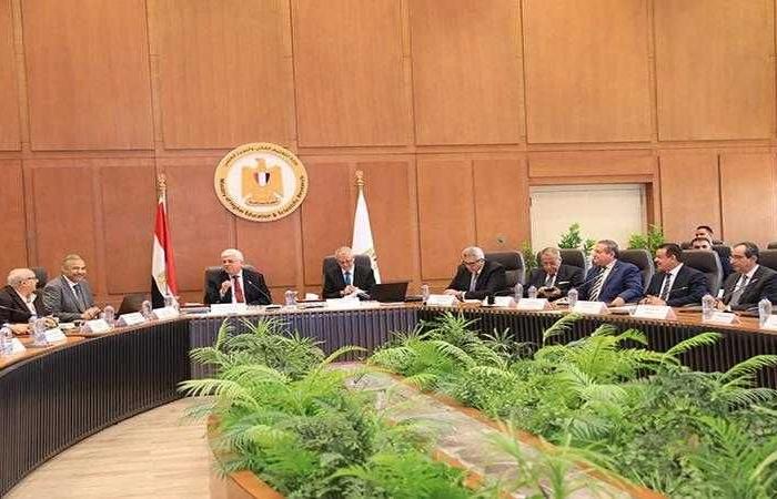 وزير التعليم العالي يترأس اجتماع مجلس الجامعات الأهلية